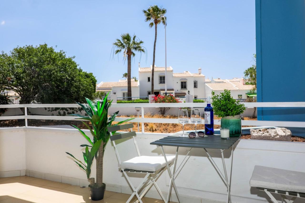 Isla Verde Studio Apartment Green Park ซานมิเกลเดียโบนา ภายนอก รูปภาพ
