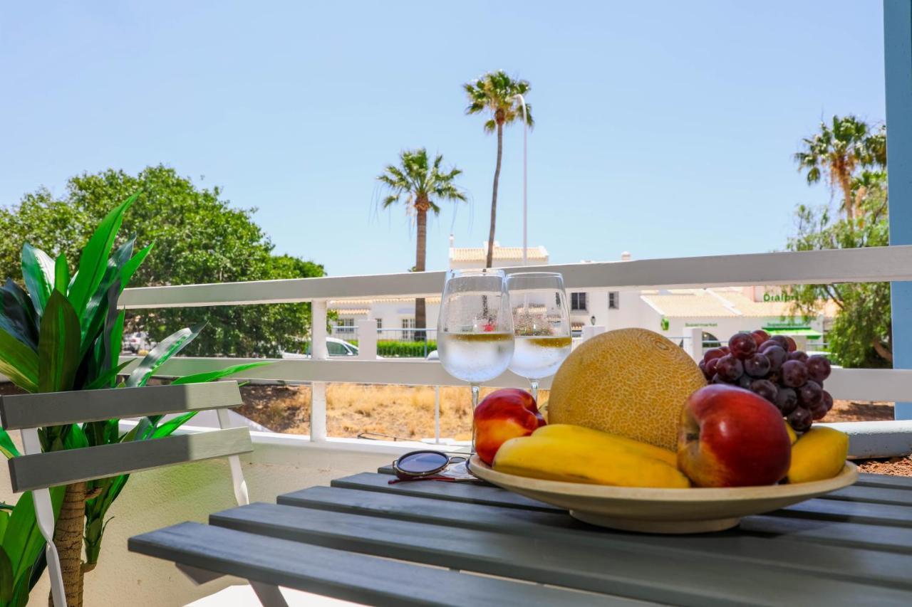 Isla Verde Studio Apartment Green Park ซานมิเกลเดียโบนา ภายนอก รูปภาพ